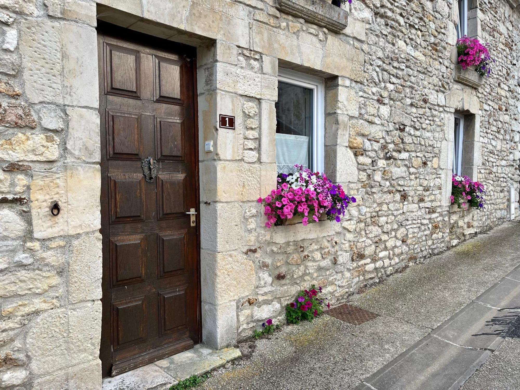 Chambres D'Hotes "La Je Ris" Lagery Bagian luar foto
